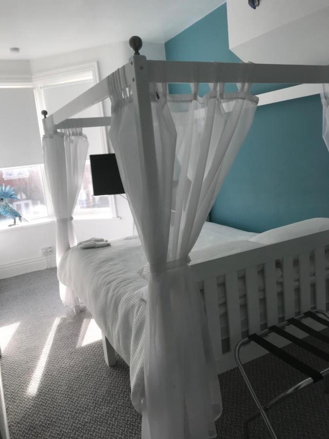 Number 40 - No Multiple Room Bookings Blackpool Exterior foto